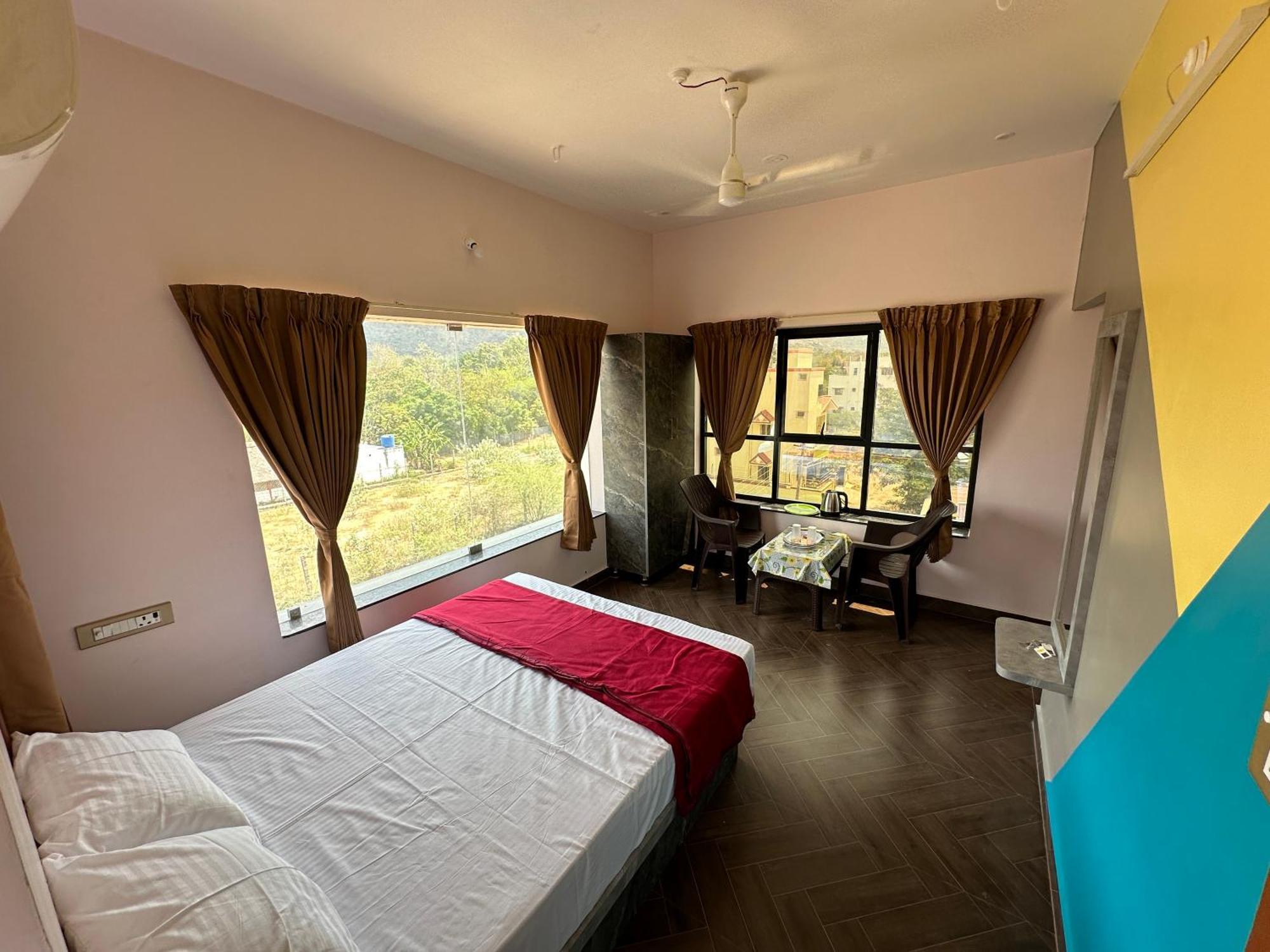 Om Lingeswaran Home Stay Tiruvannāmalai Dış mekan fotoğraf