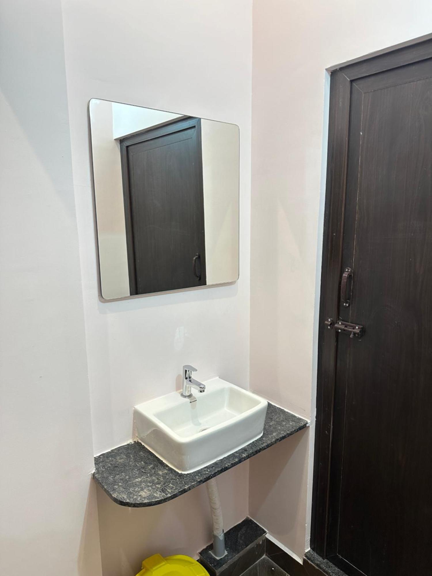 Om Lingeswaran Home Stay Tiruvannāmalai Dış mekan fotoğraf