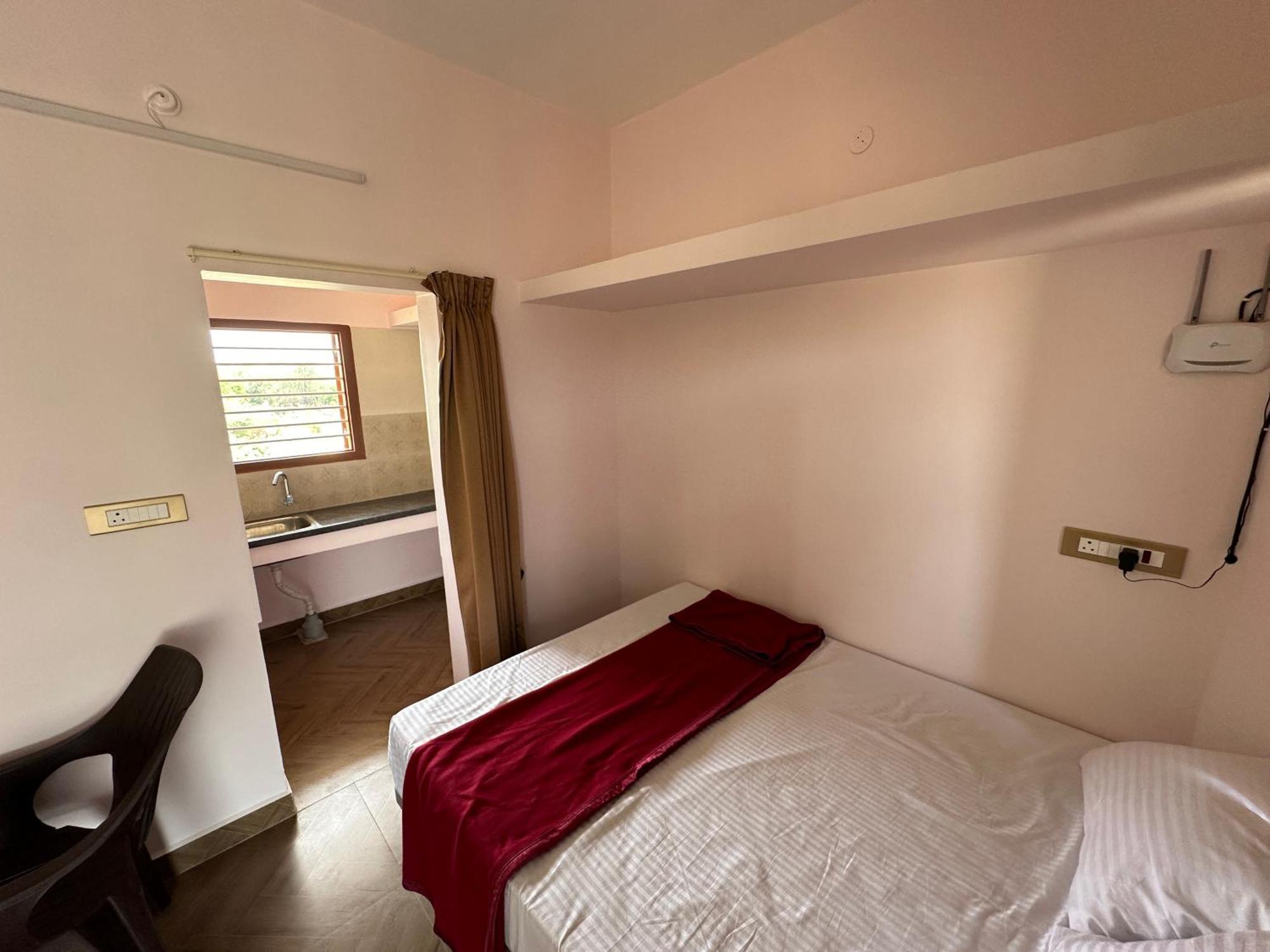 Om Lingeswaran Home Stay Tiruvannāmalai Dış mekan fotoğraf