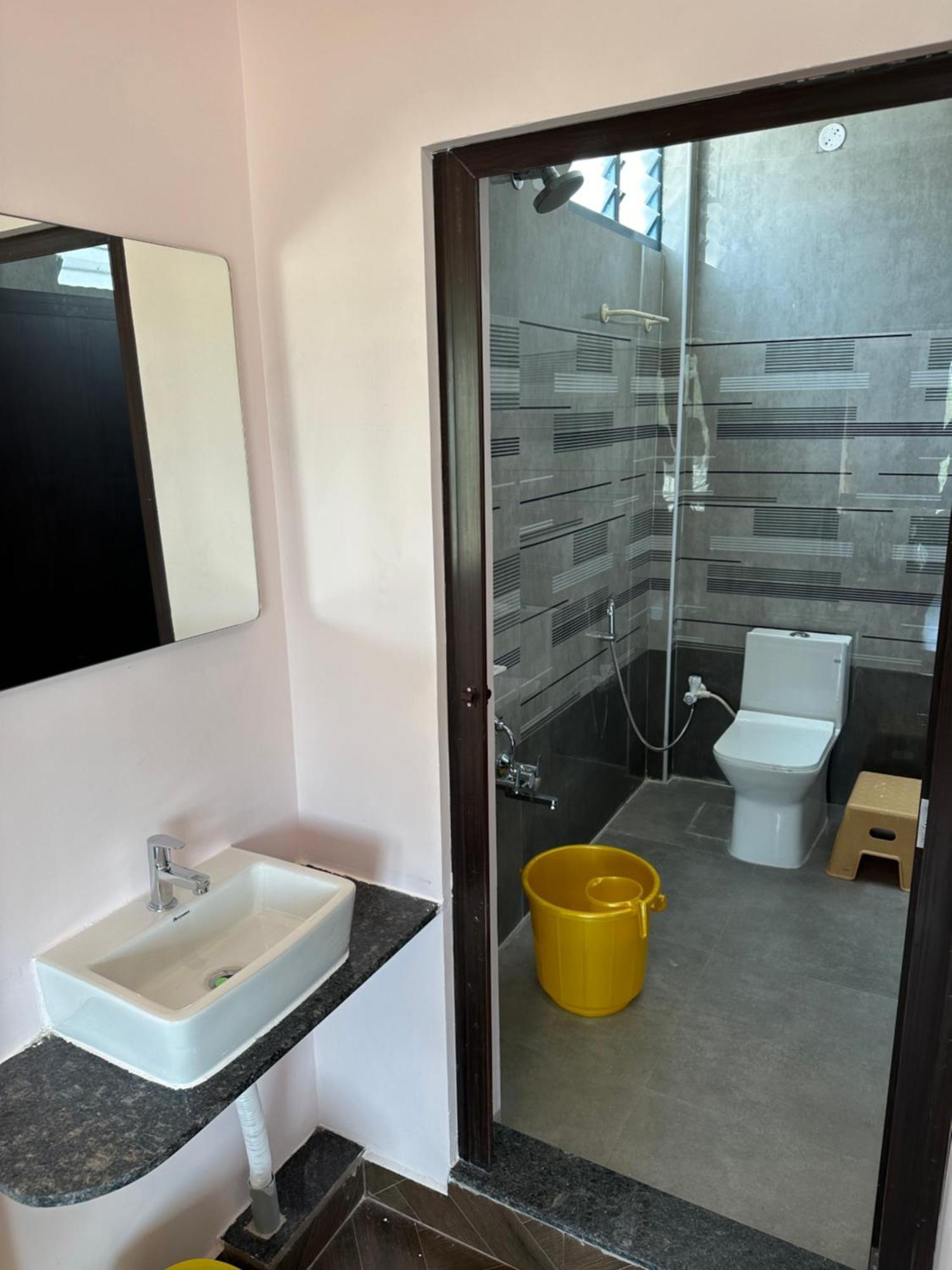 Om Lingeswaran Home Stay Tiruvannāmalai Dış mekan fotoğraf