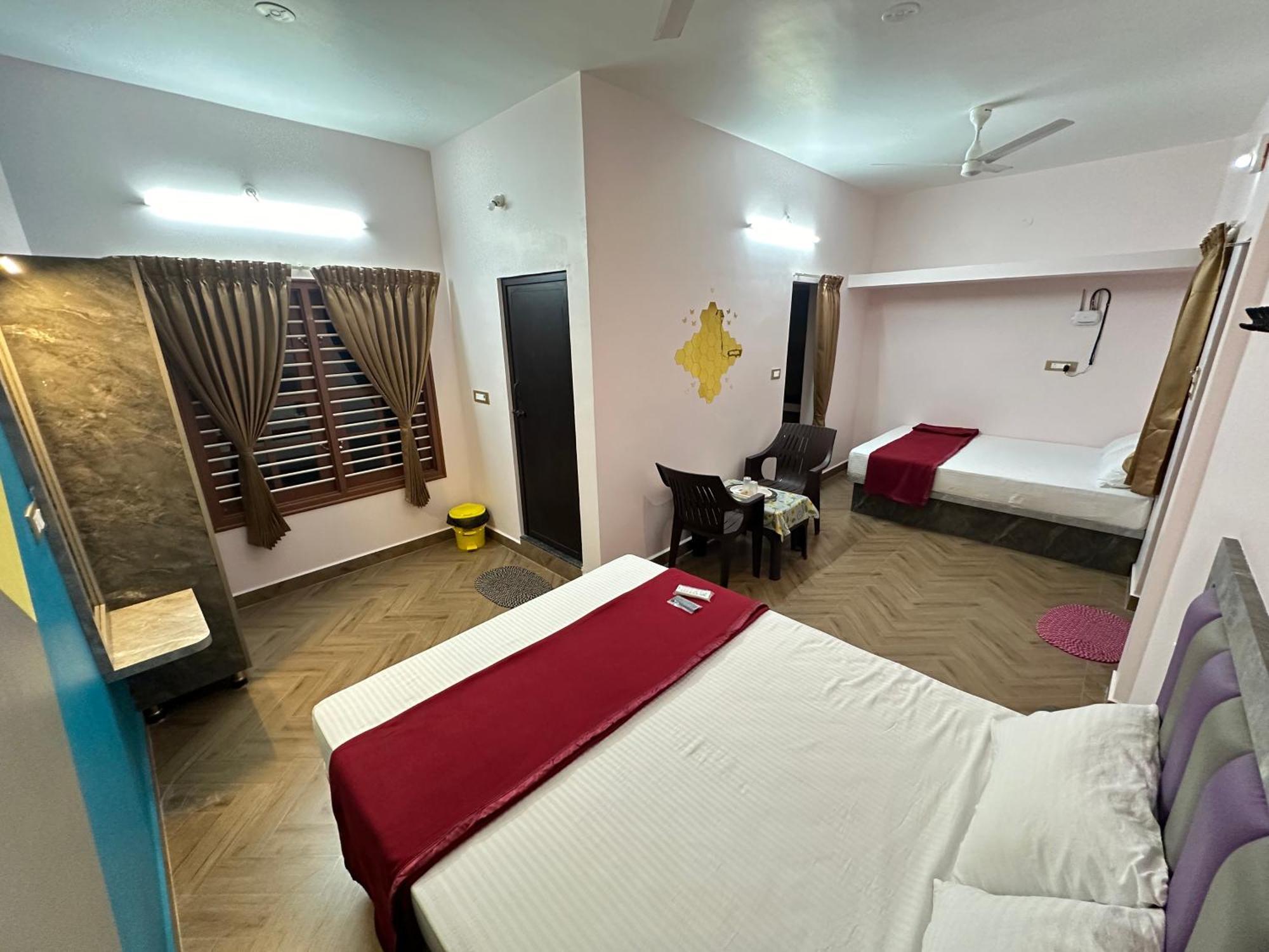 Om Lingeswaran Home Stay Tiruvannāmalai Dış mekan fotoğraf