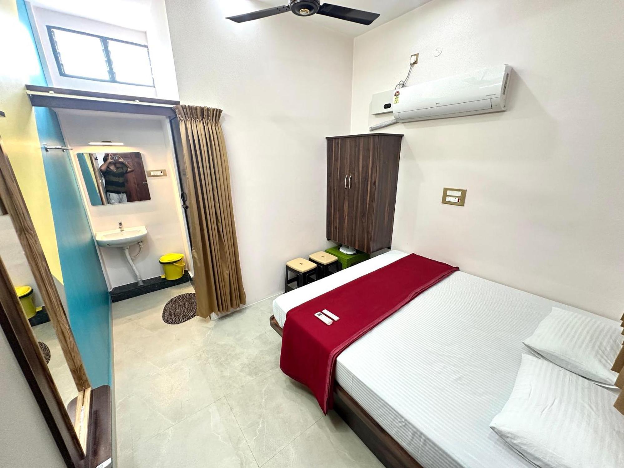 Om Lingeswaran Home Stay Tiruvannāmalai Dış mekan fotoğraf